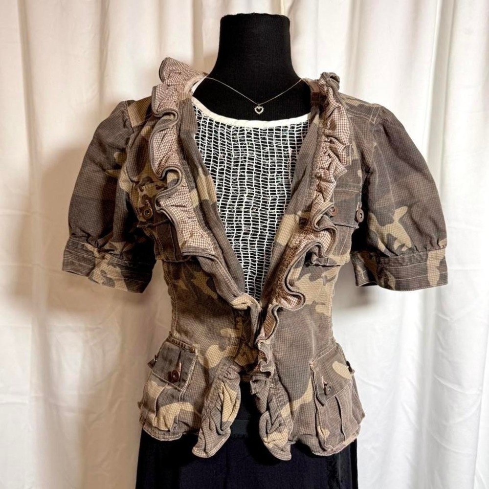 Nick & Mo Vintage Rags Camo Ruffle Utility Jacket Tagged L - Picture 7 of 7